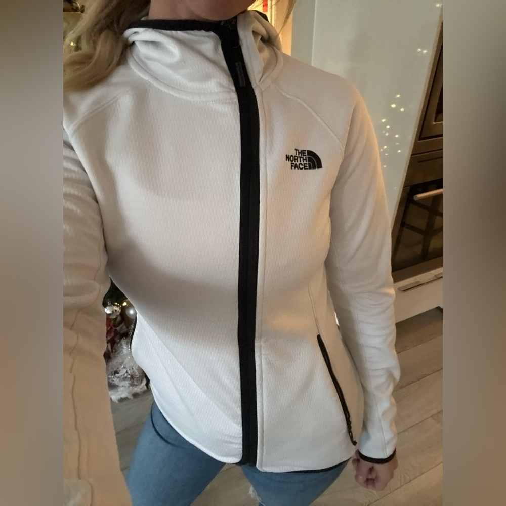 Ladies North Face Sweater